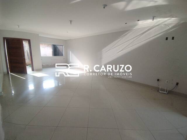 #655 - Casa para Venda em Limeira - SP - 2