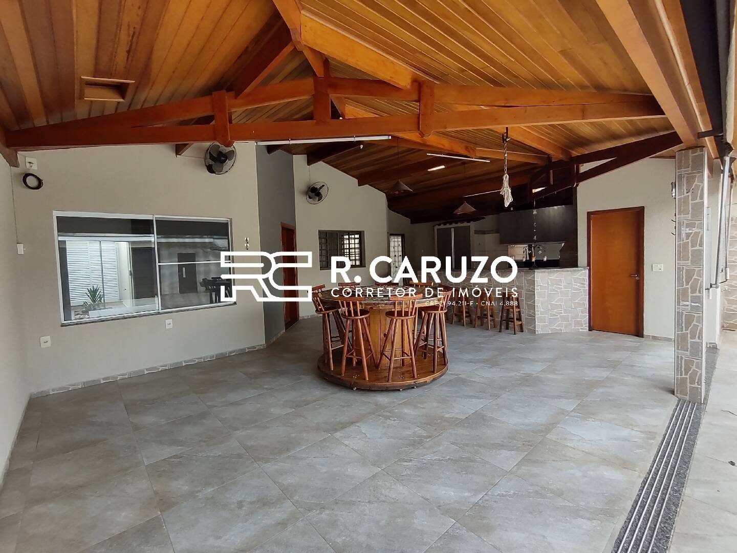 Casa, 3 quartos, 191 m² - Foto 1