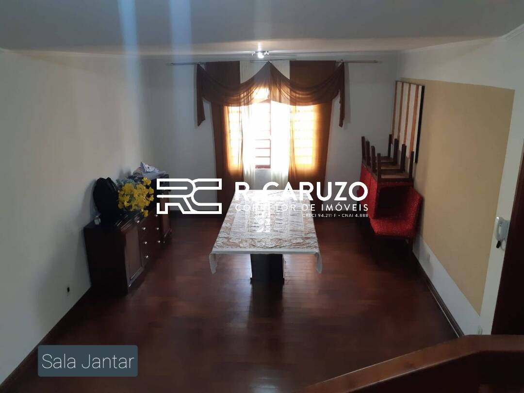 Casa, 3 quartos, 226 m² - Foto 2