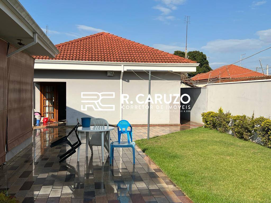 Casa à venda com 3 quartos, 211m² - Foto 17
