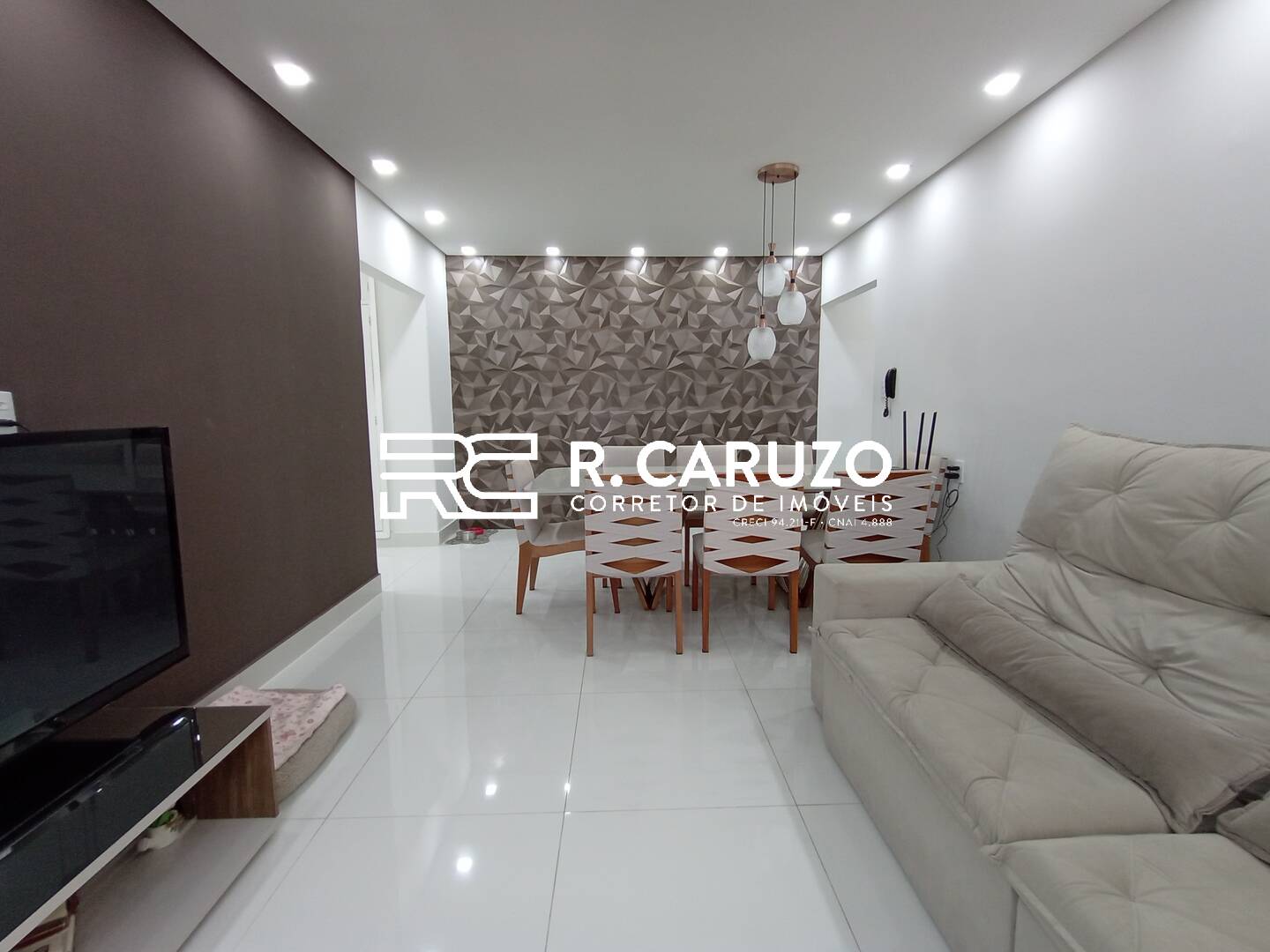Apartamento à venda com 2 quartos, 90m² - Foto 1