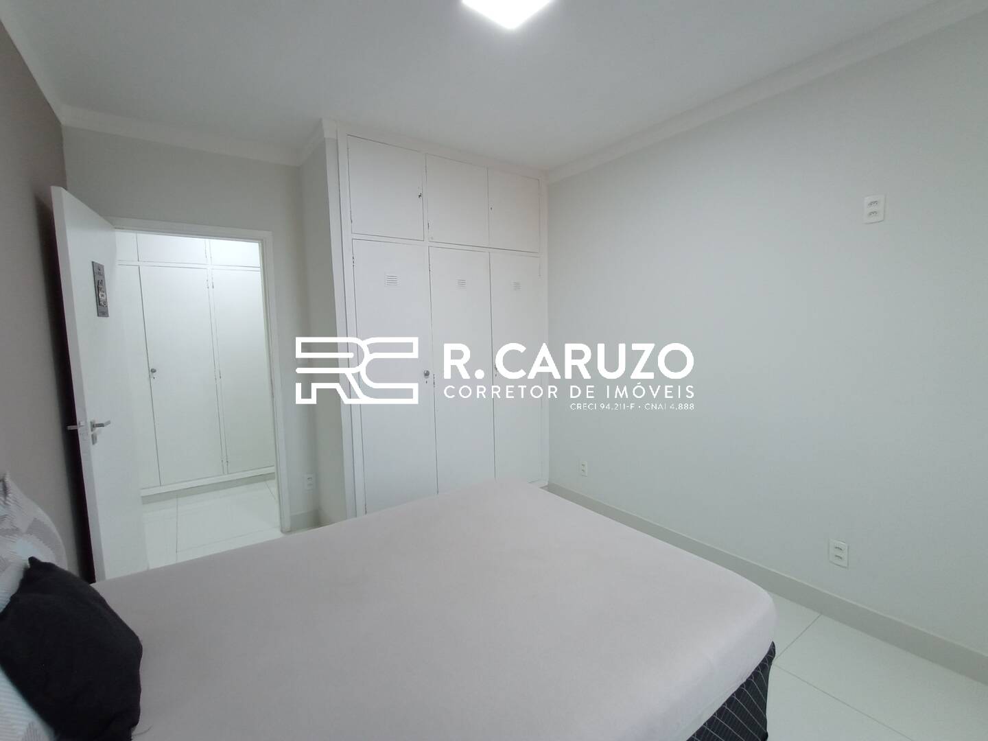 Apartamento à venda com 2 quartos, 90m² - Foto 7