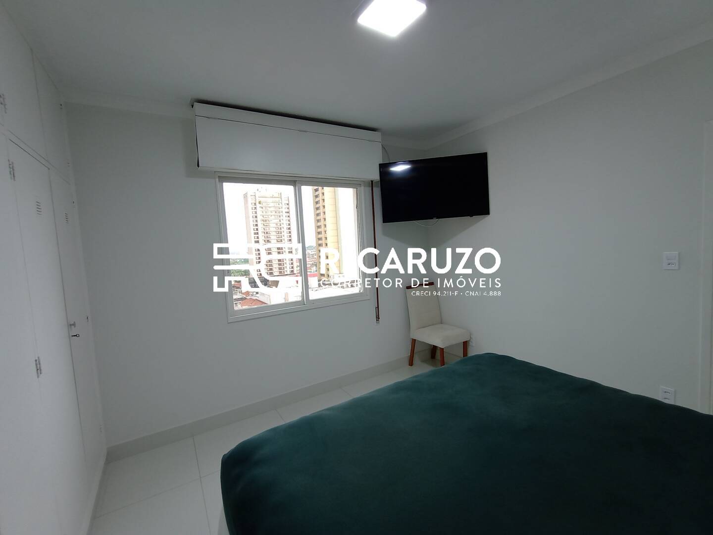 Apartamento à venda com 2 quartos, 90m² - Foto 9
