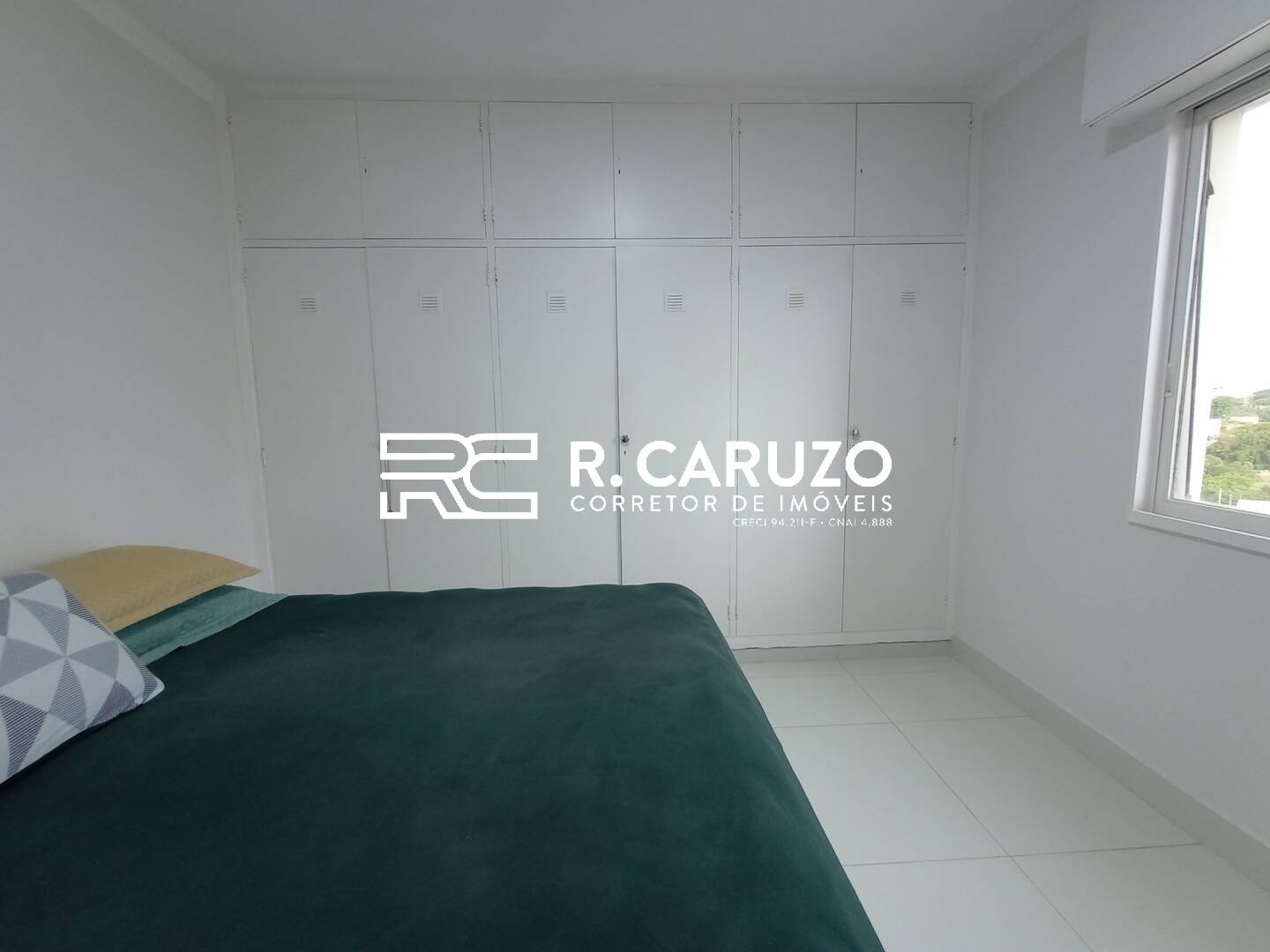 Apartamento à venda com 2 quartos, 90m² - Foto 11